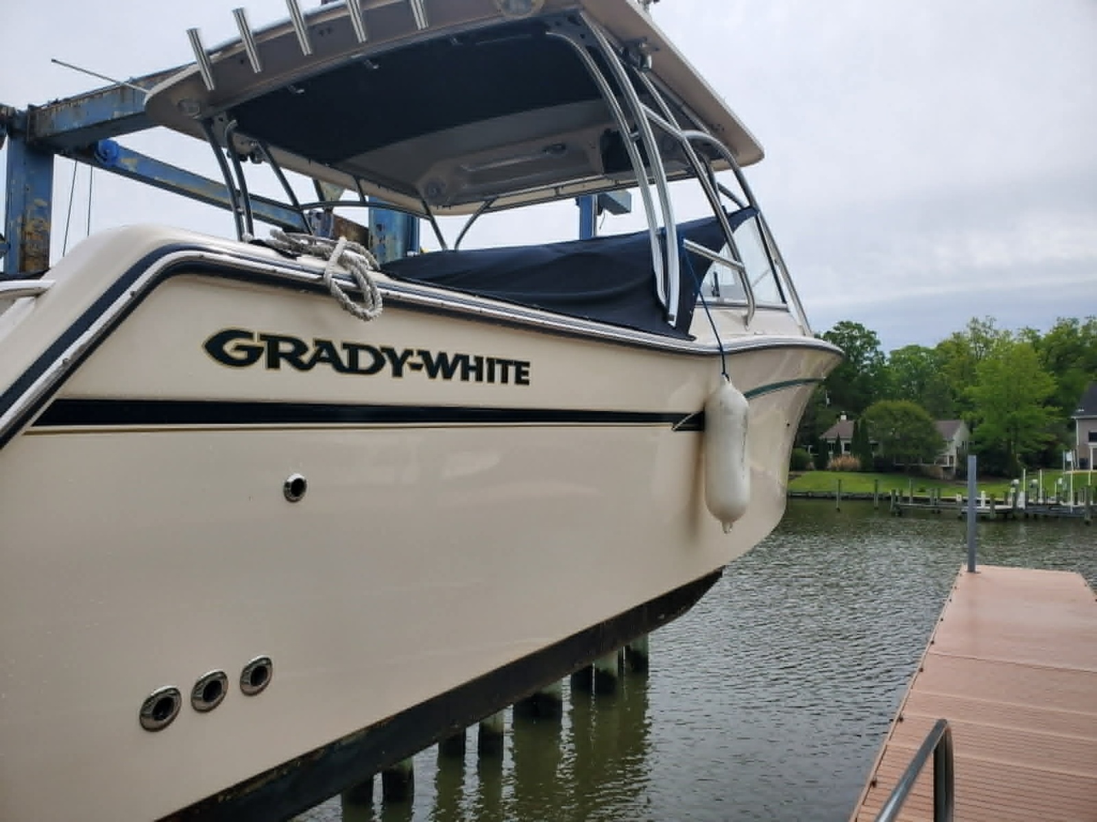 30ft Grady White Yacht For Sale