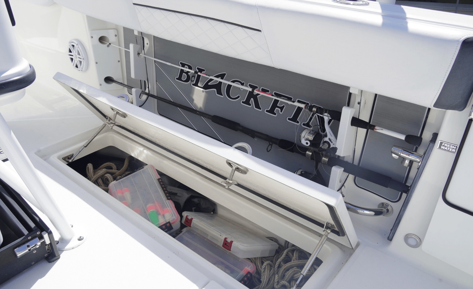 2021 Blackfin 252CC
