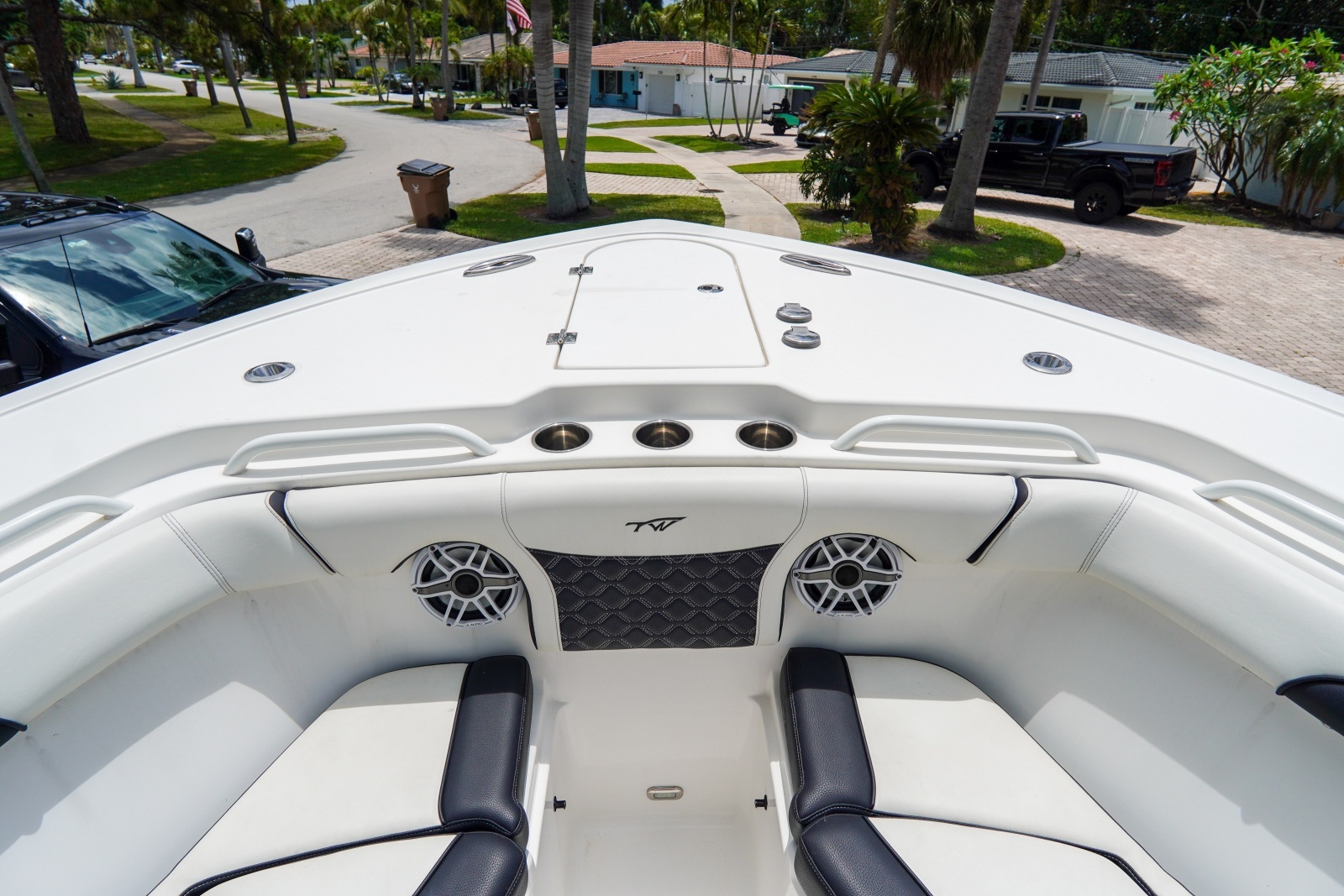 29ft Tidewater Yacht For Sale
