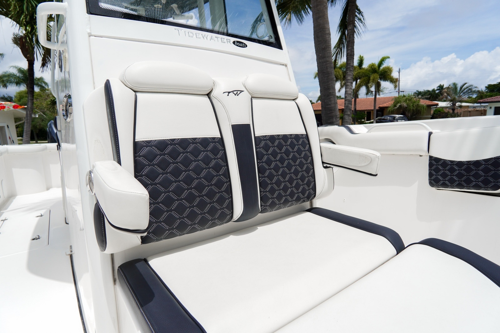 29ft Tidewater Yacht For Sale
