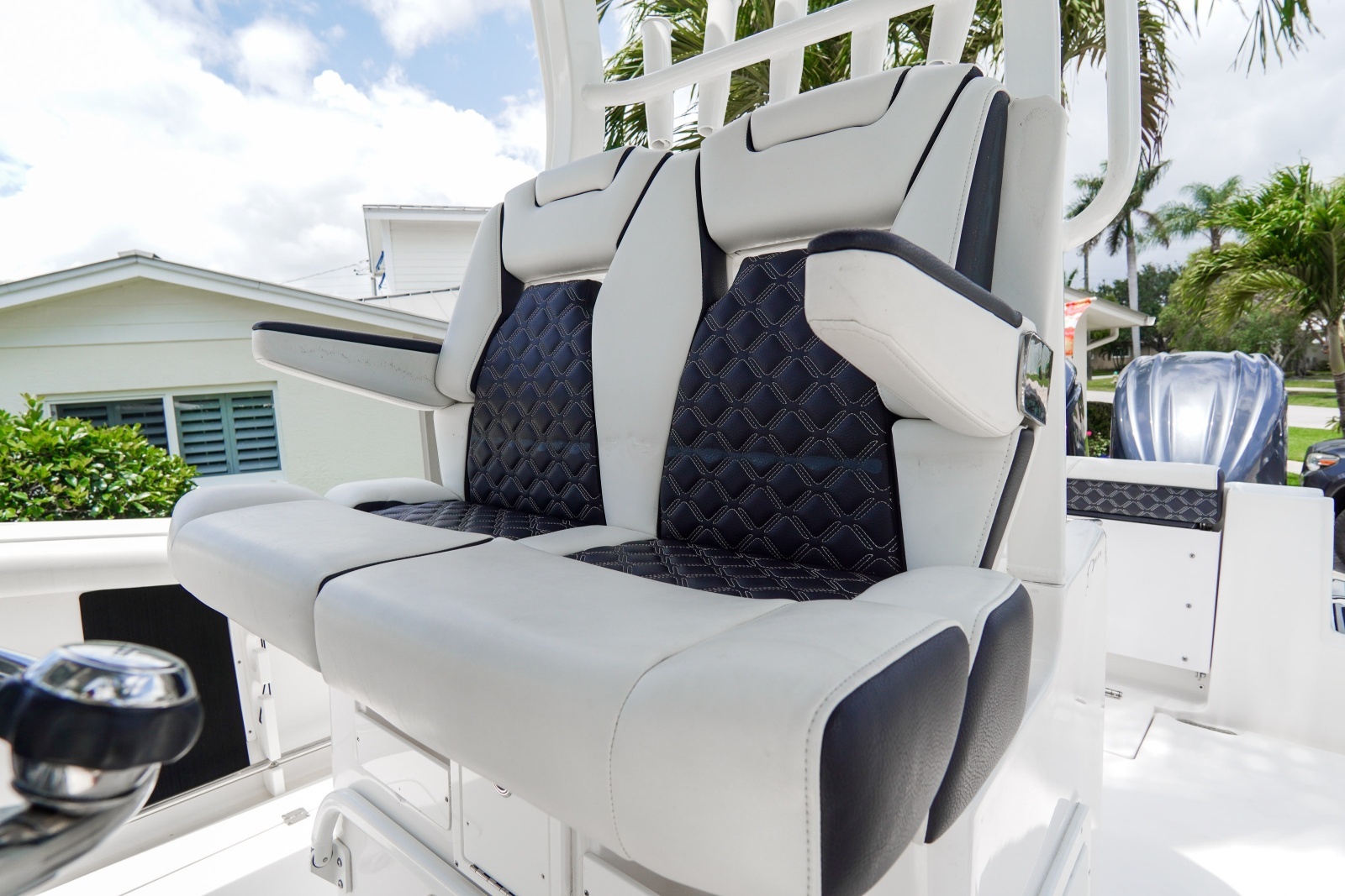 29ft Tidewater Yacht For Sale