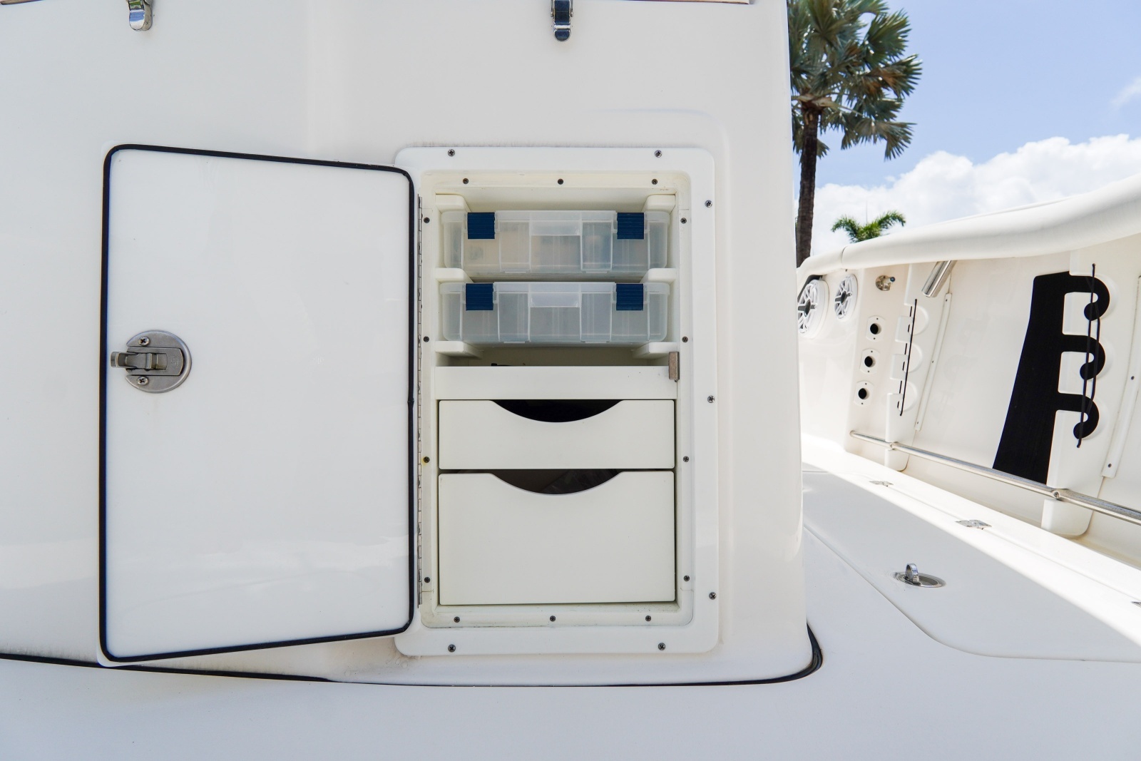29ft Tidewater Yacht For Sale