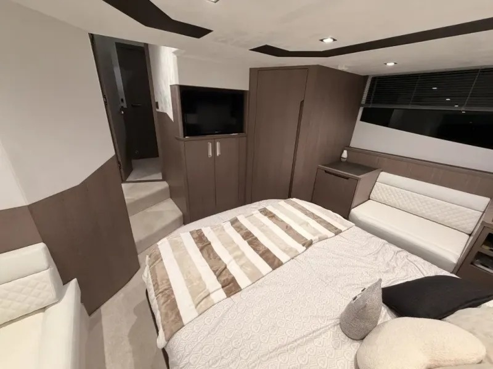 2023 Galeon 500 FLY