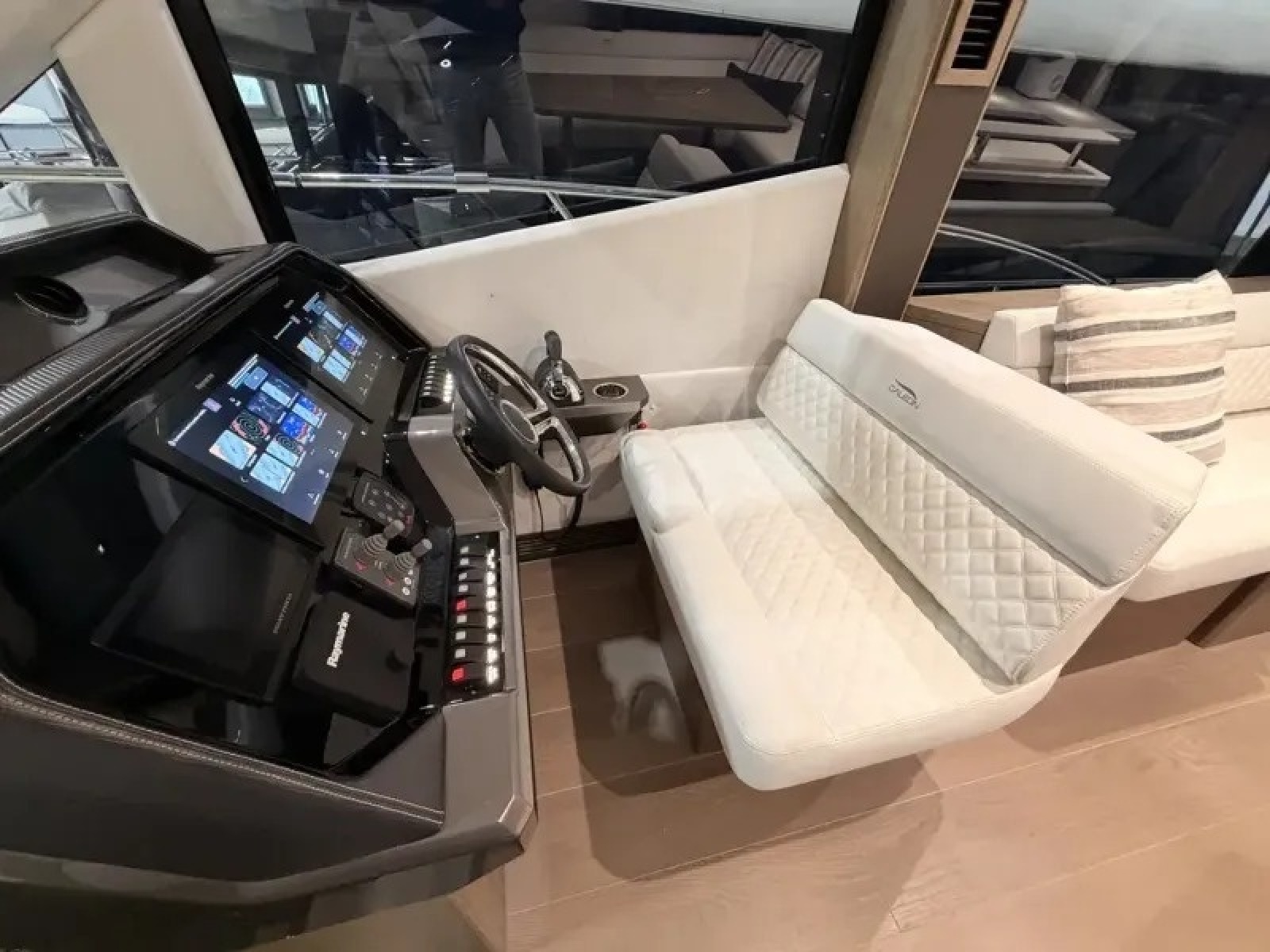 2023 Galeon 500 FLY