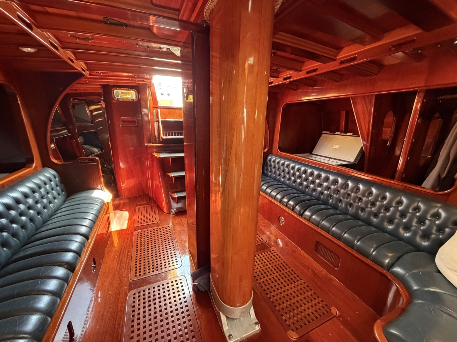 MERU 62ft Custom Yacht For Sale