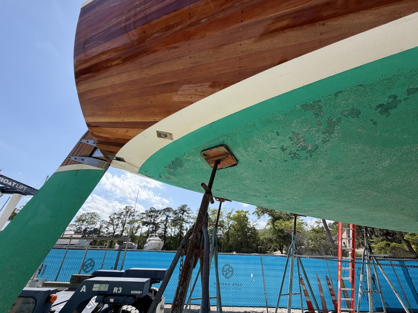 MERU 62ft Custom Yacht For Sale