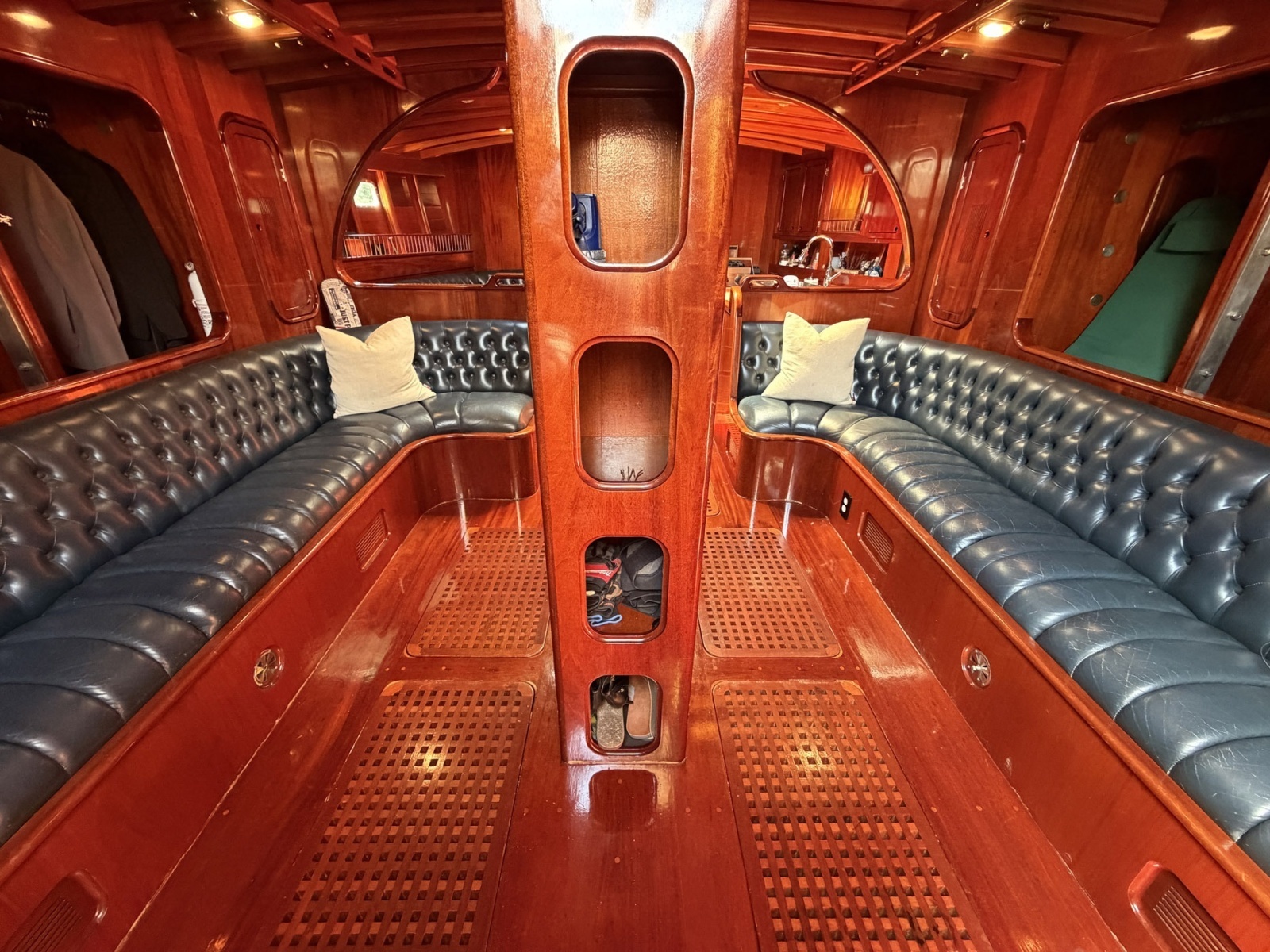 MERU 62ft Custom Yacht For Sale