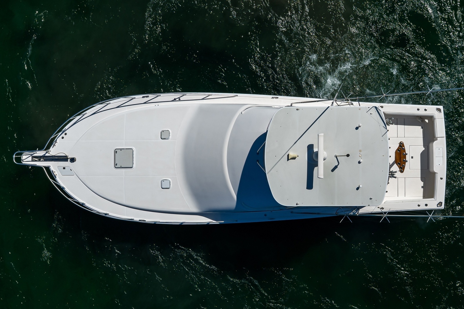 2003 Cabo 48 Flybridge photo 40