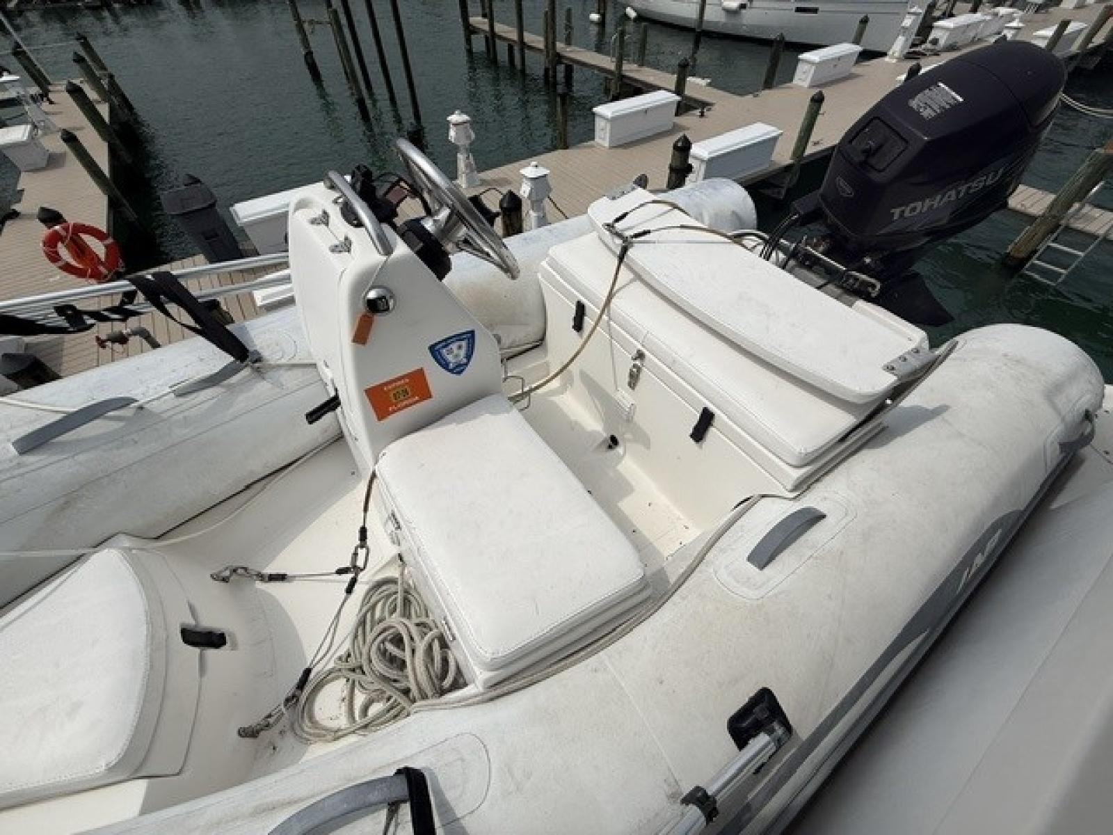 2005 Carver 46 Voyager