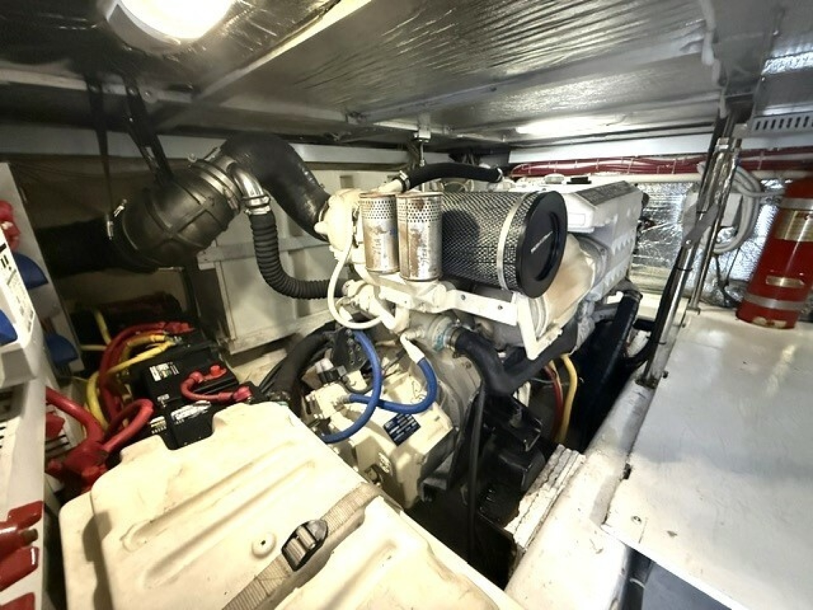 2005 Carver 46 Voyager