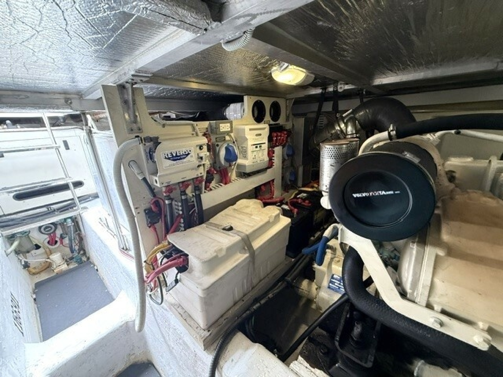 Clear 2 Close 46ft Carver Yacht For Sale