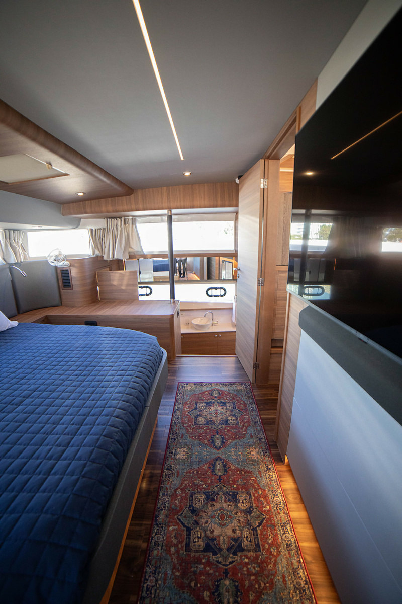 54ft Aquila Yacht For Sale