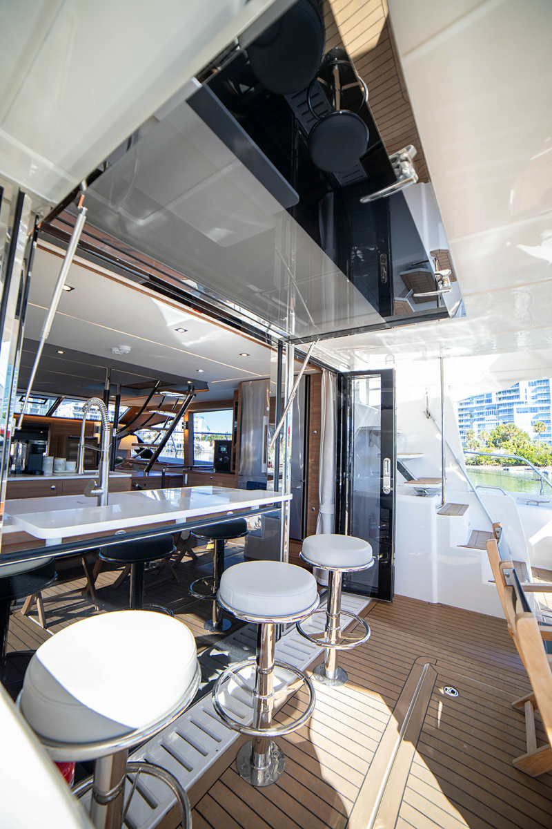 2024 Aquila 54 Yacht