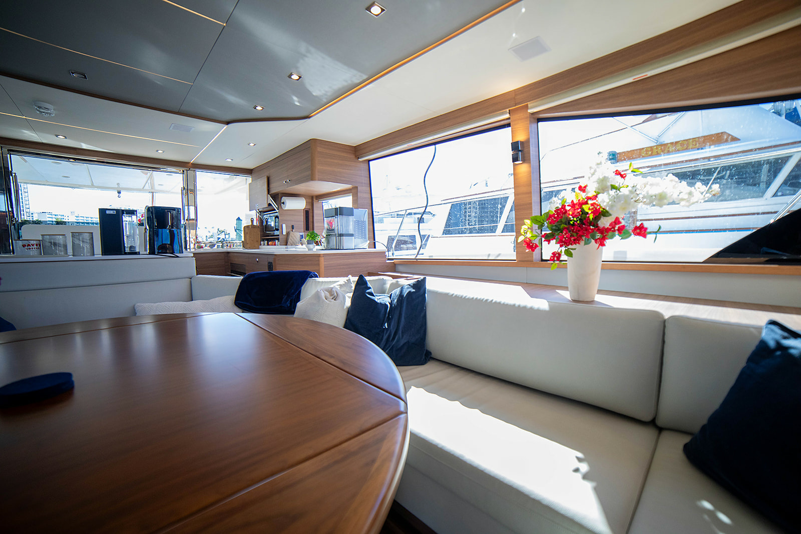 54ft Aquila Yacht For Sale