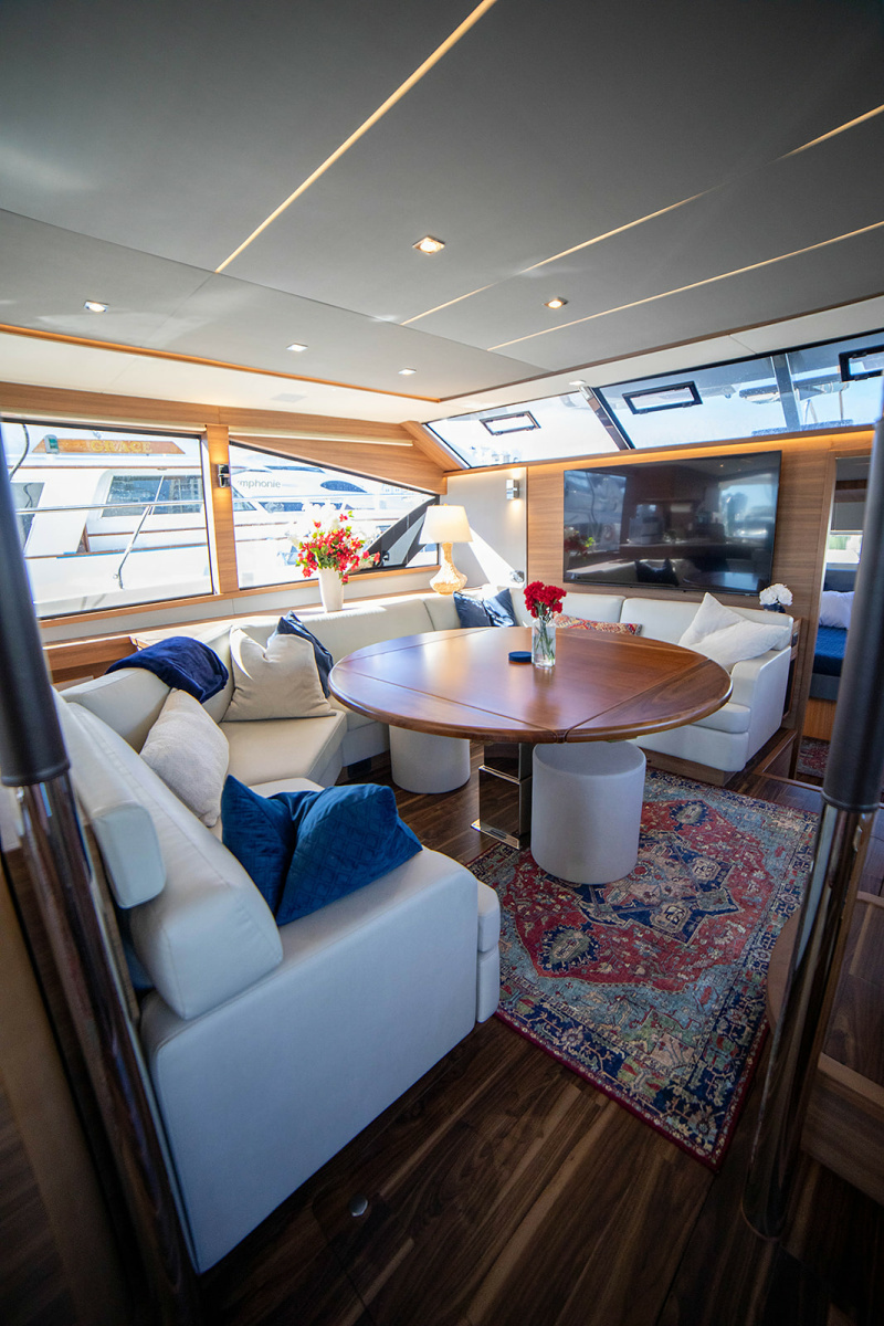 54ft Aquila Yacht For Sale