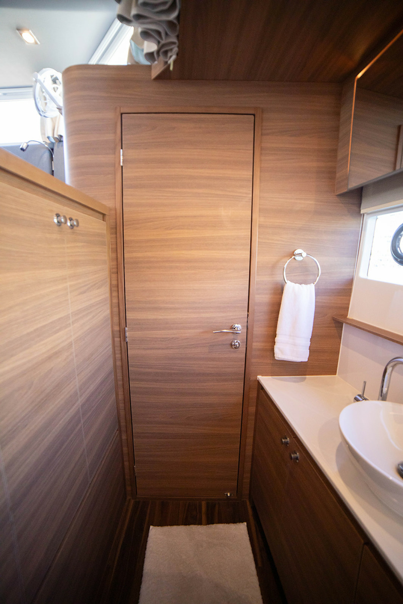 2024 Aquila 54 Yacht