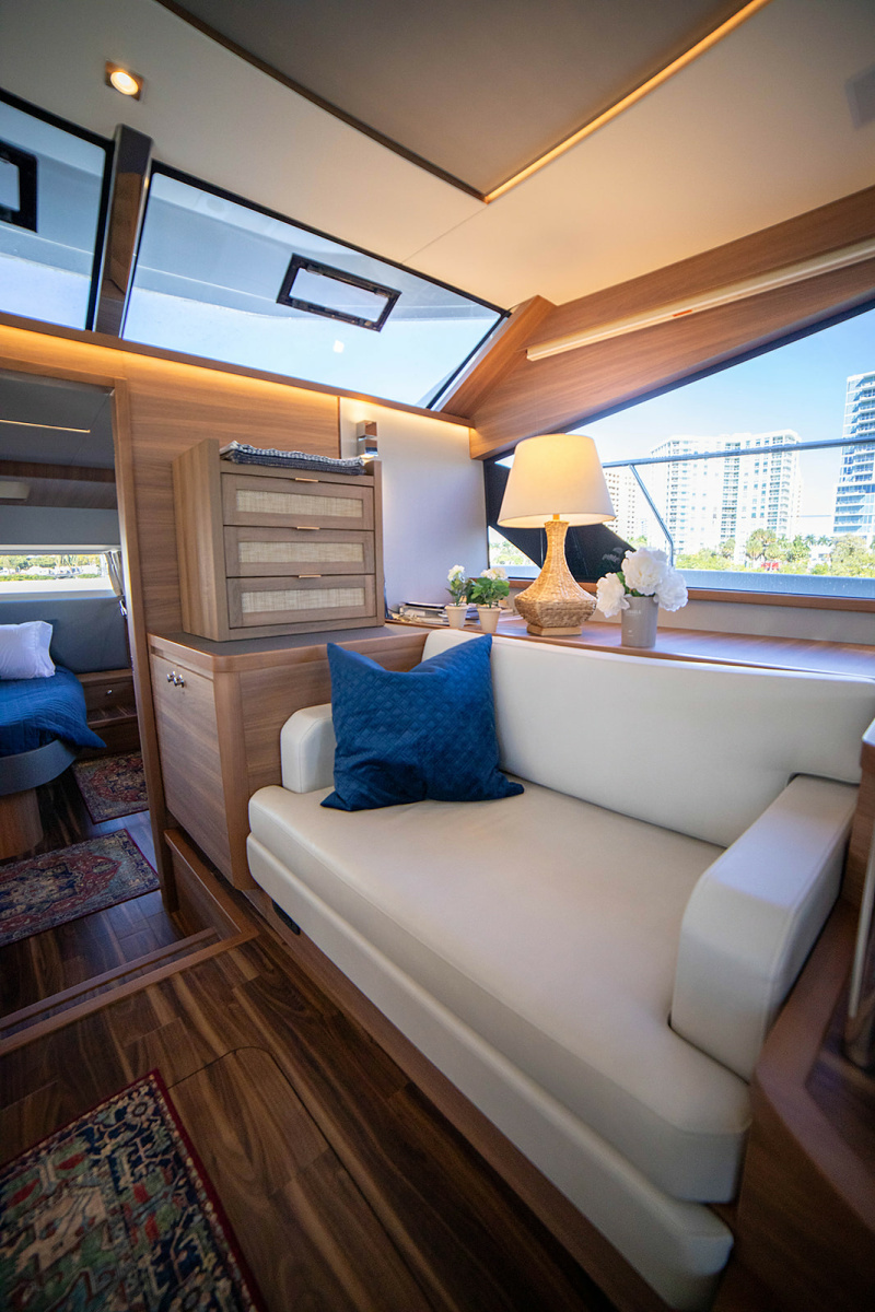 54ft Aquila Yacht For Sale