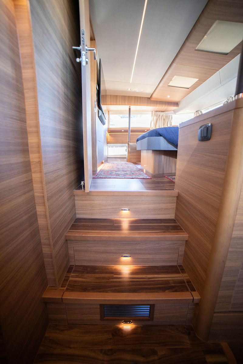 54ft Aquila Yacht For Sale