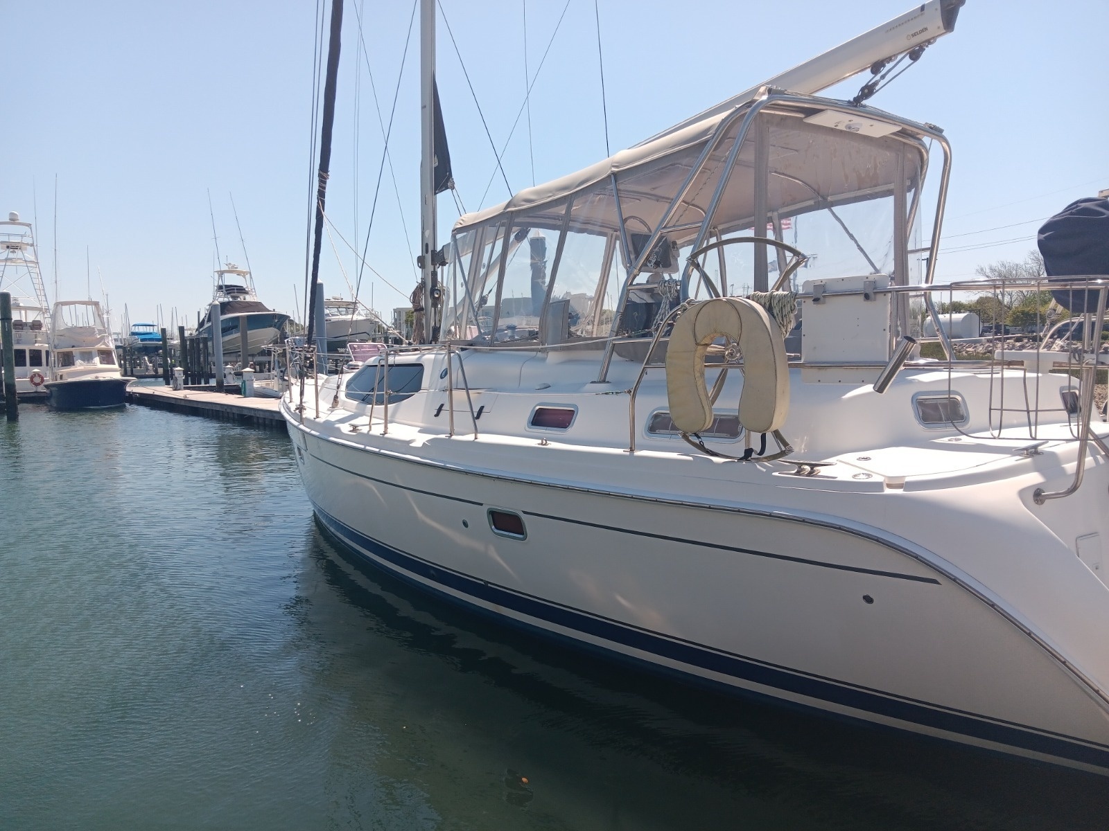 Nancy Marie 45ft Hunter Yacht For Sale