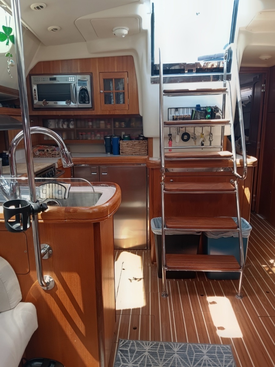 Nancy Marie 45ft Hunter Yacht For Sale