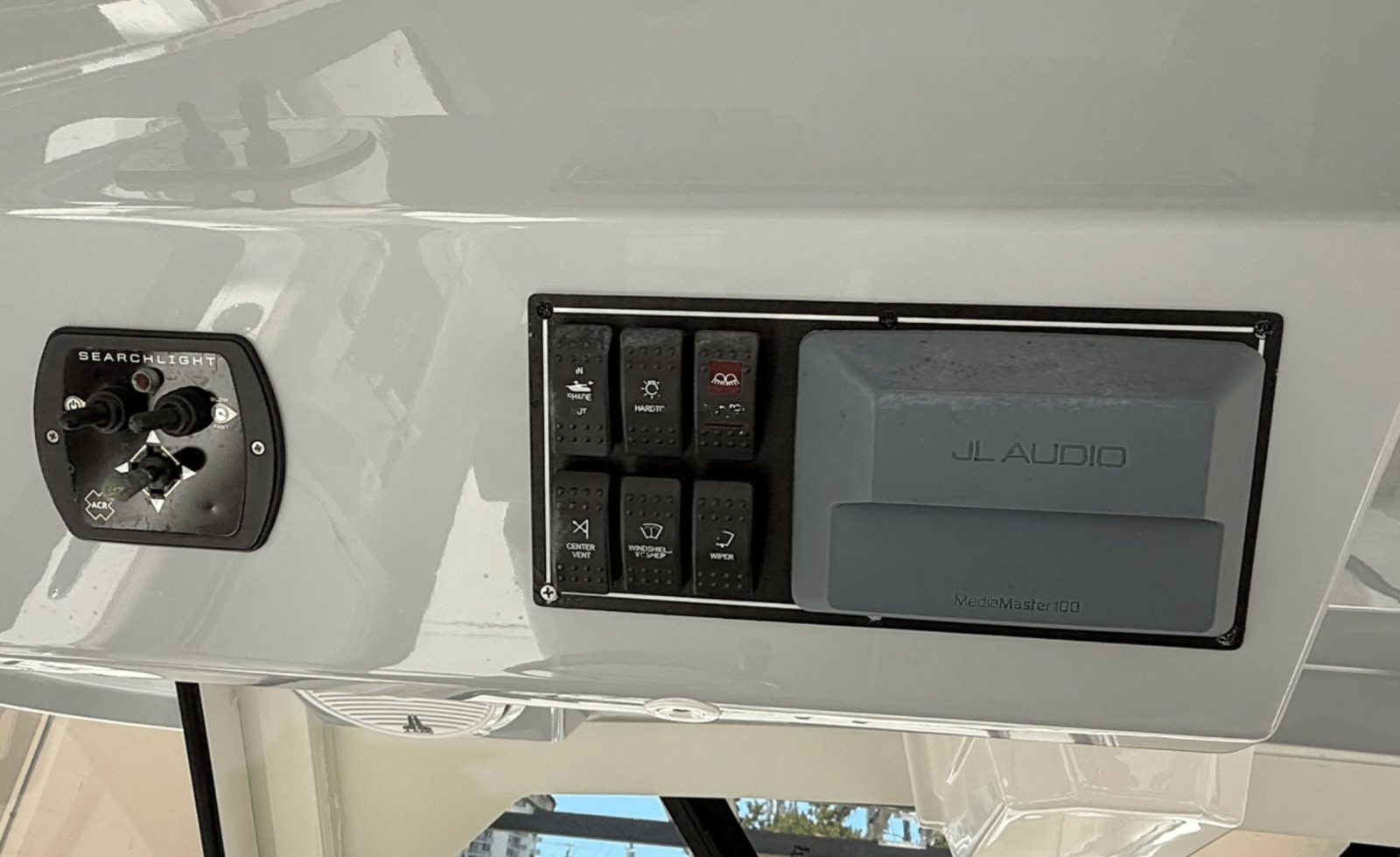 2020 Pursuit S328