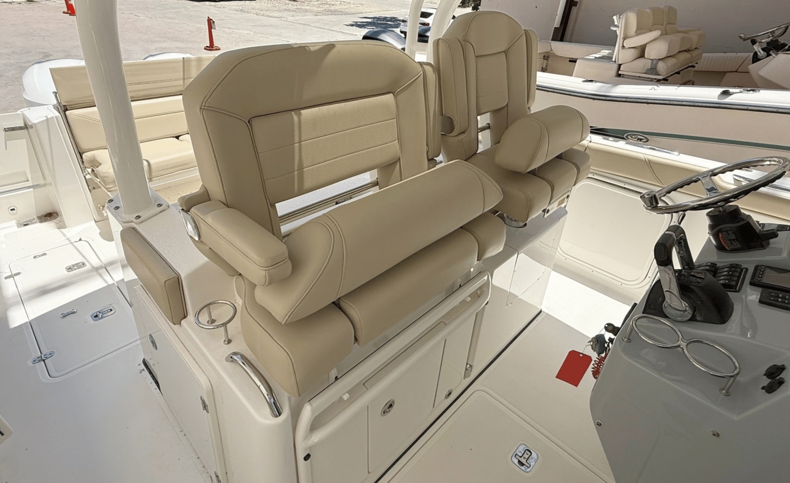 2020 Pursuit S328