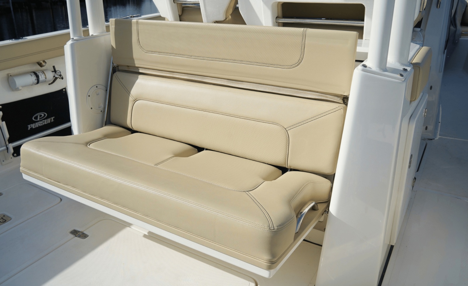 2020 Pursuit S328