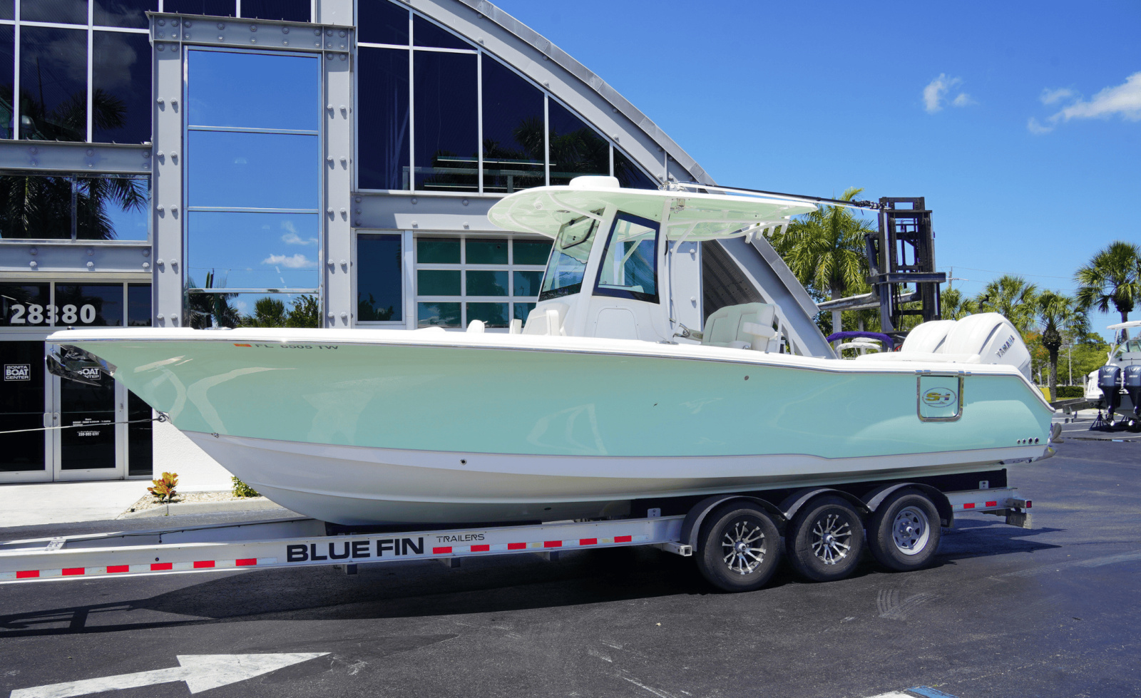 2025 Sea Hunt Ultra 305SE