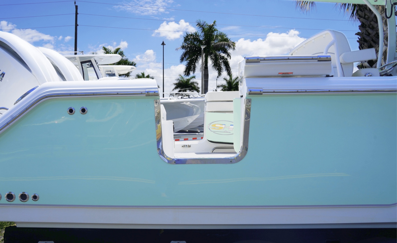 2025 Sea Hunt Ultra 305SE