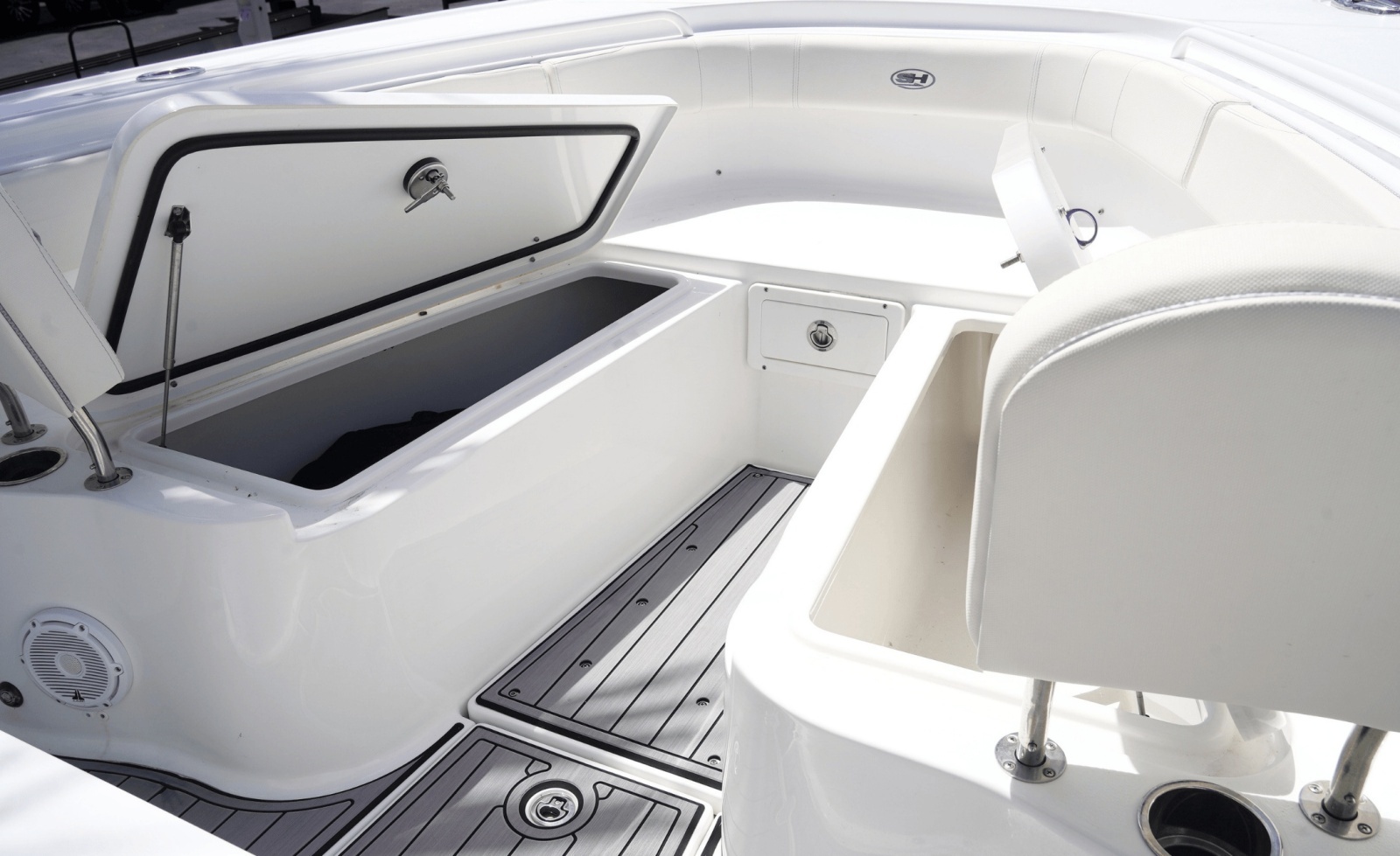 2025 Sea Hunt Ultra 305SE