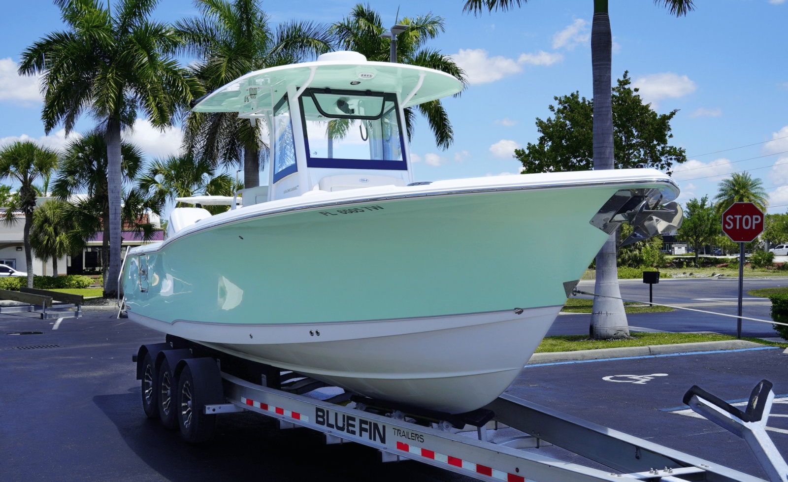 2025 Sea Hunt Ultra 305SE