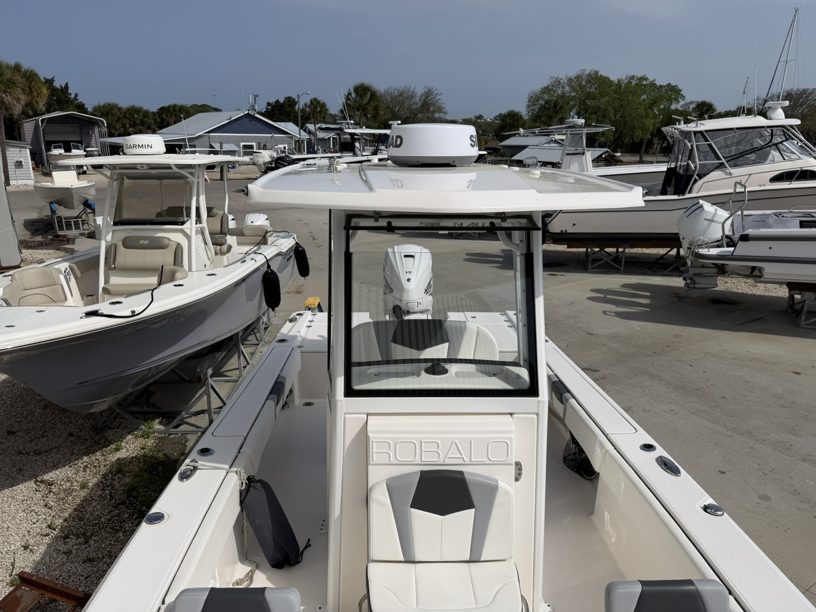 26ft Robalo Yacht For Sale