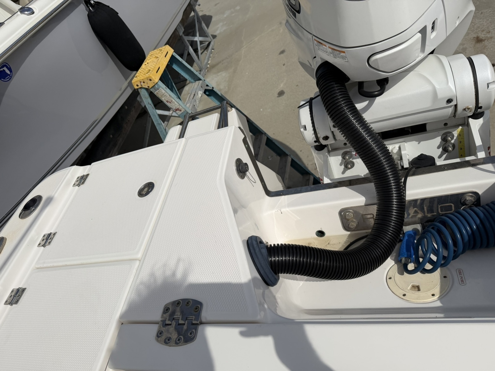 26ft Robalo Yacht For Sale