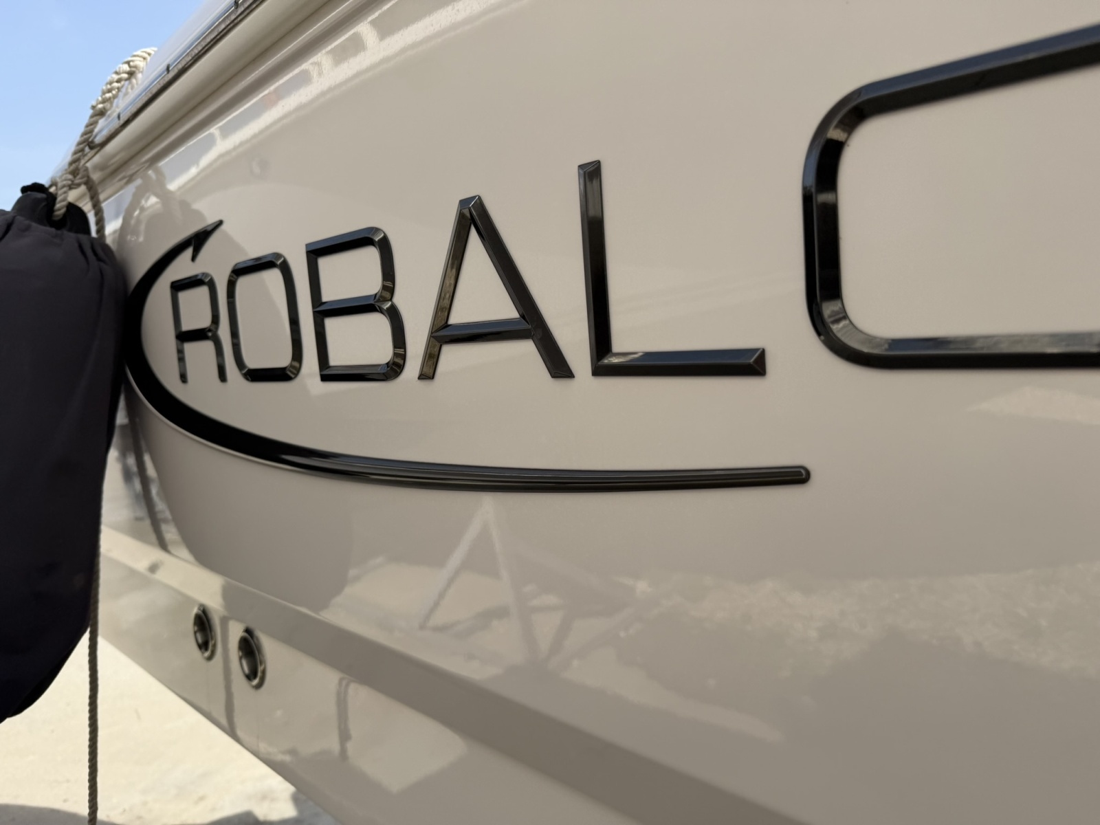 26ft Robalo Yacht For Sale