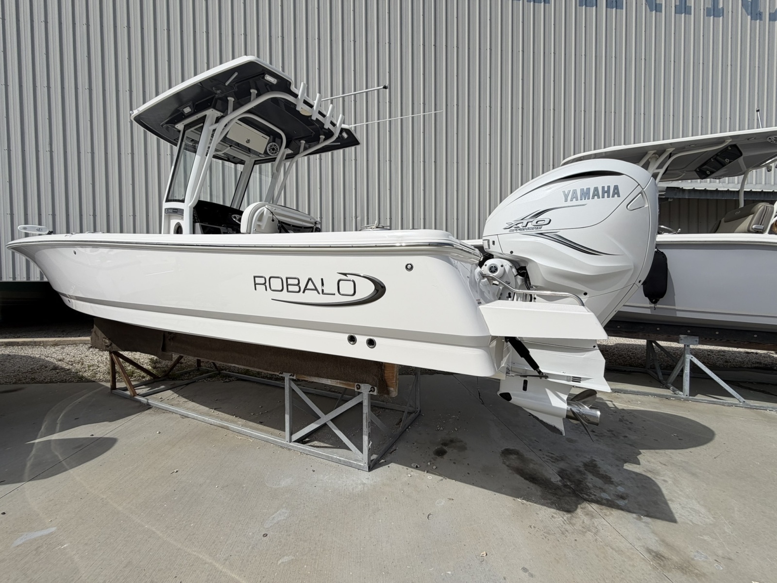 26ft Robalo Yacht For Sale