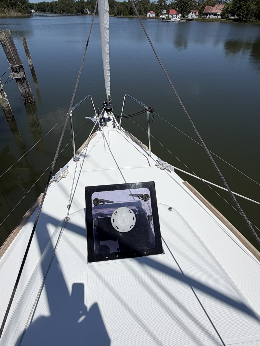Magic 34ft Jeanneau Yacht For Sale