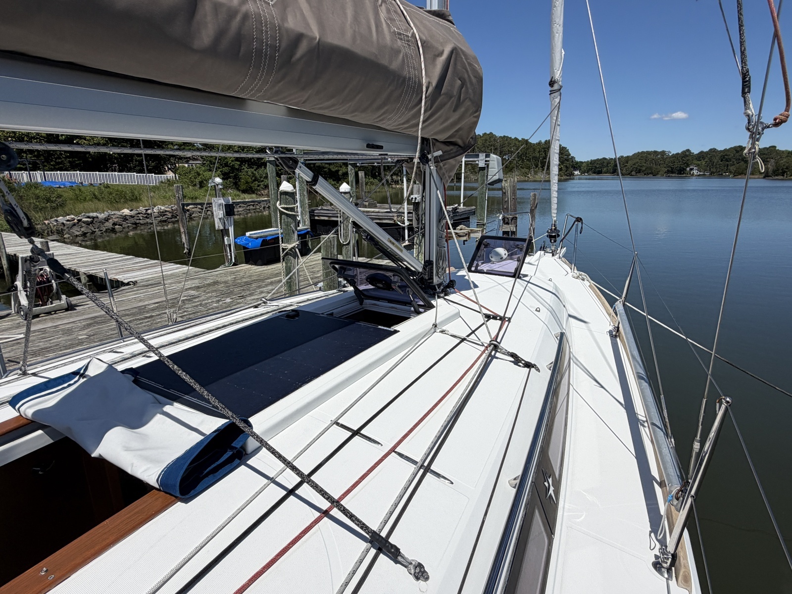 Magic 34ft Jeanneau Yacht For Sale