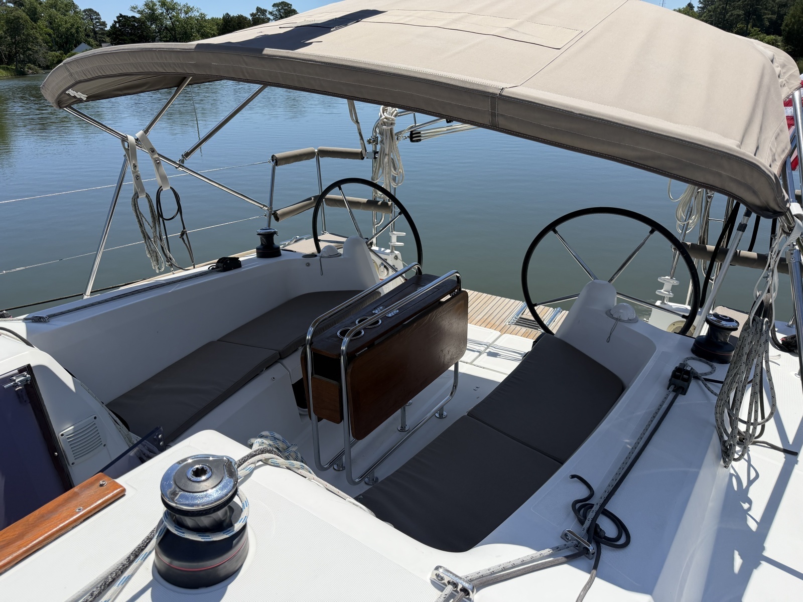 Magic 34ft Jeanneau Yacht For Sale