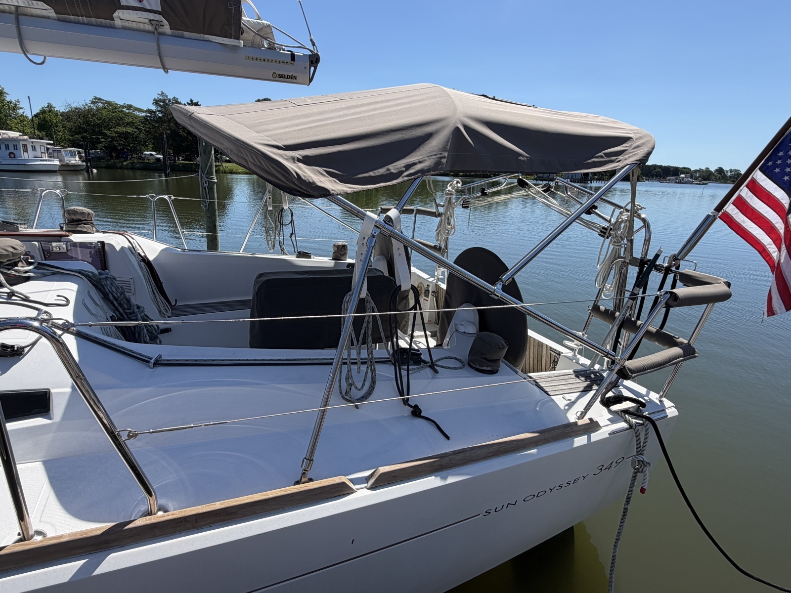 Magic 34ft Jeanneau Yacht For Sale