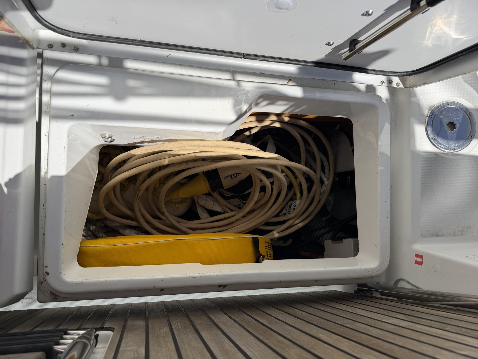 Magic 34ft Jeanneau Yacht For Sale