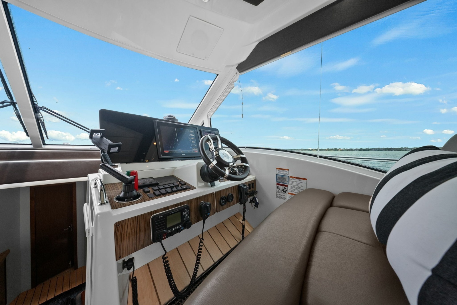 Freedom 48ft Cruisers Yachts Yacht For Sale