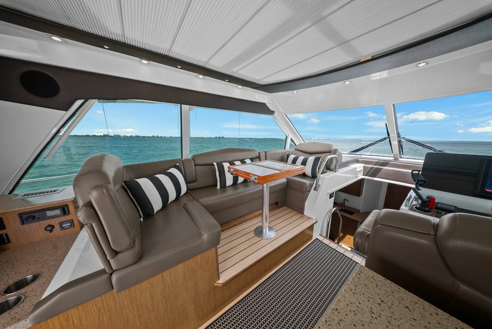 Freedom 48ft Cruisers Yachts Yacht For Sale