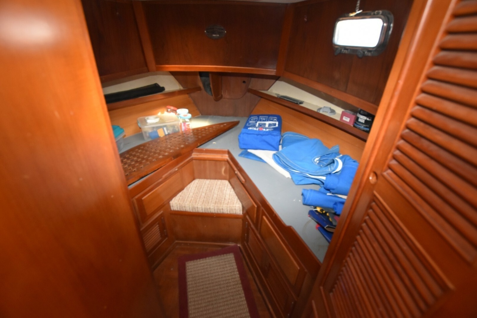 1988 Marine Trader 
