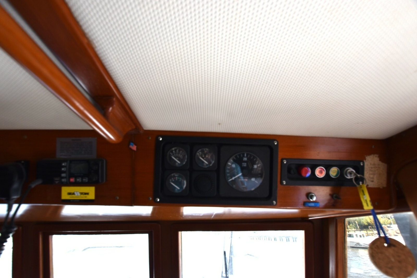 1988 Marine Trader 