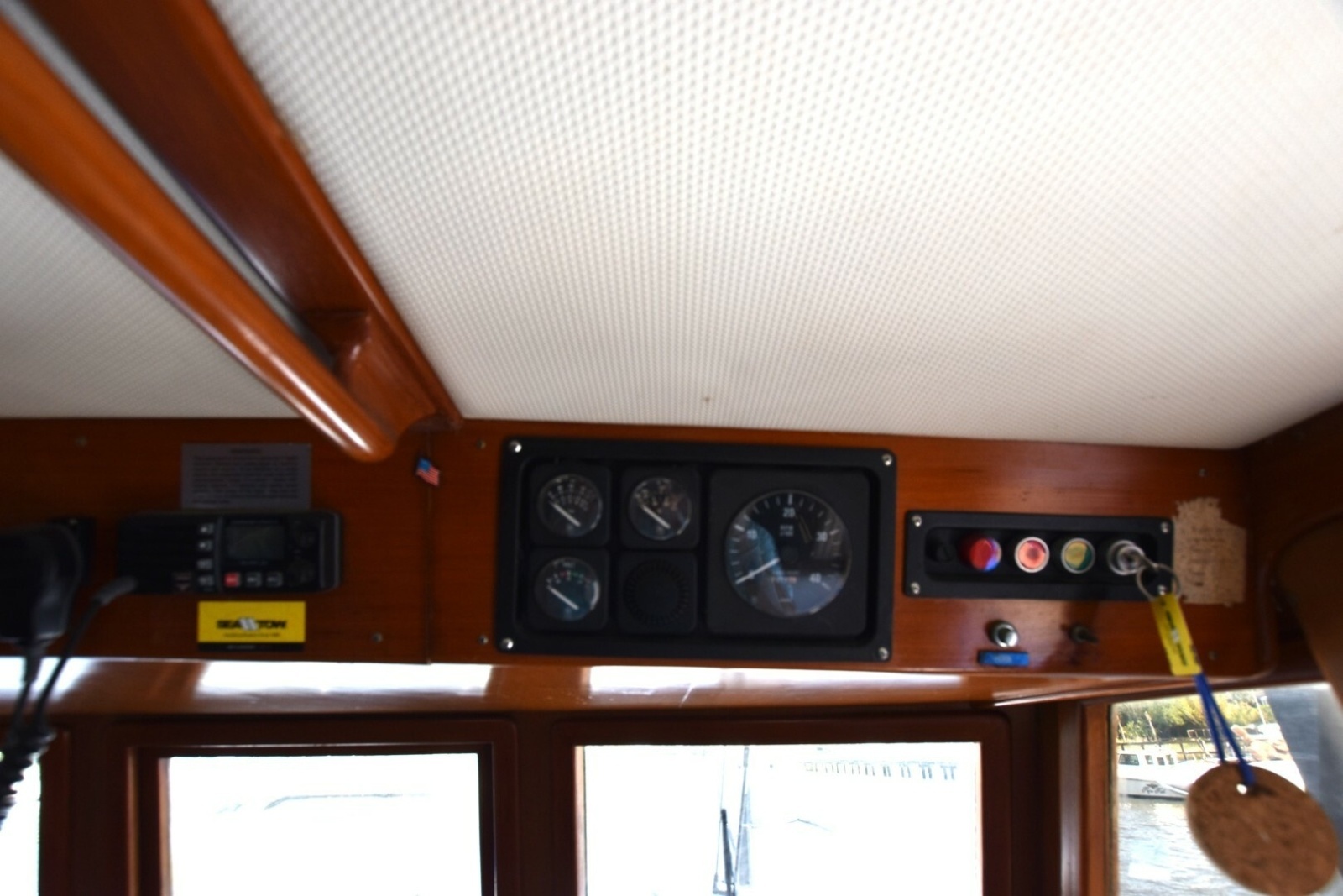 1988 Marine Trader 