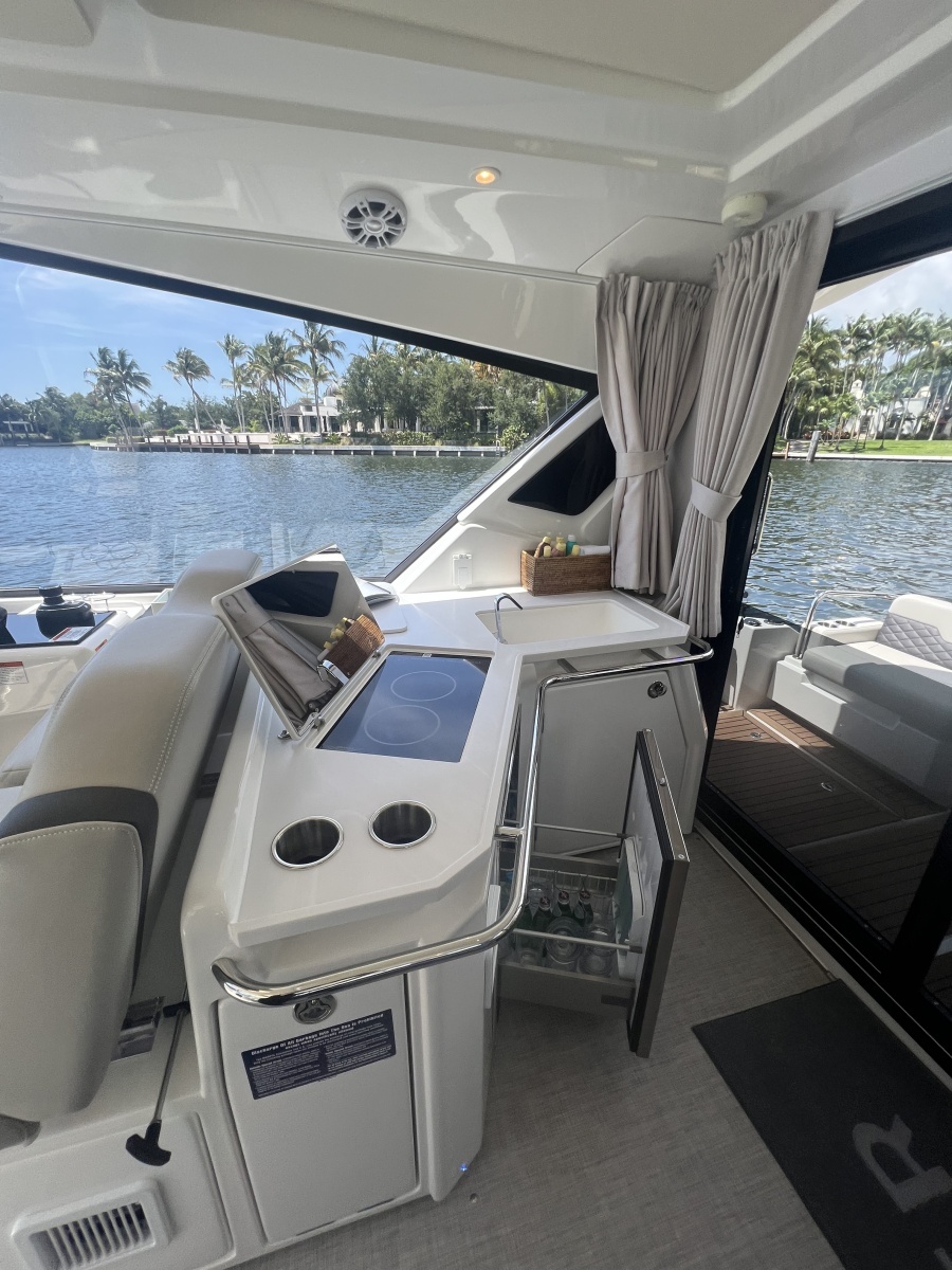 2025 Aquila 36 Sport