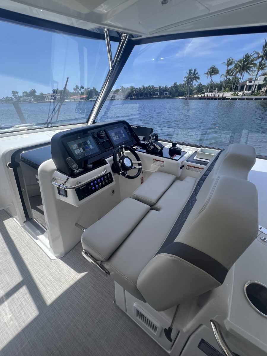 2025 Aquila 36 Sport