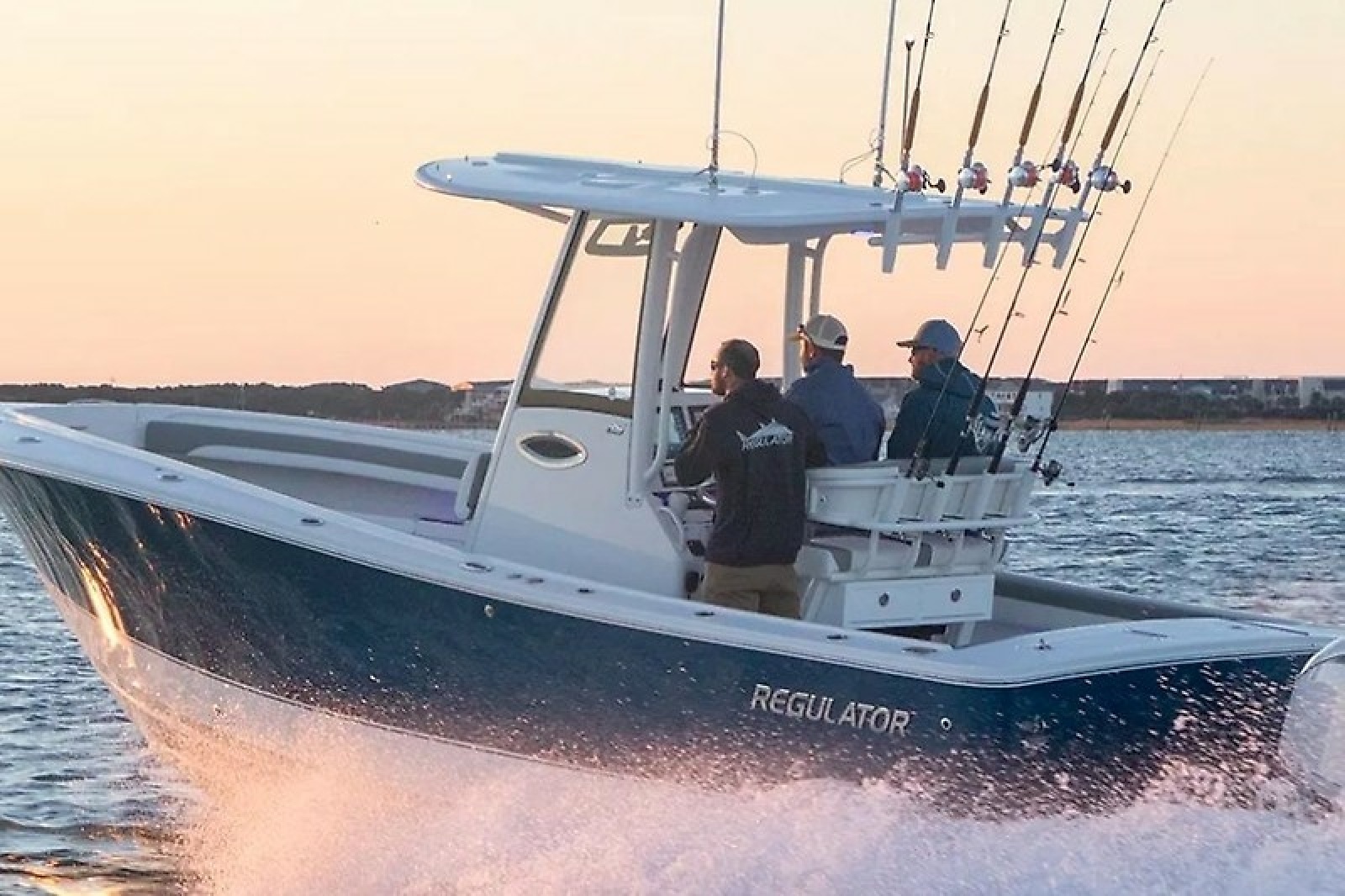 On Order 25ft Regulator Yacht For Sale