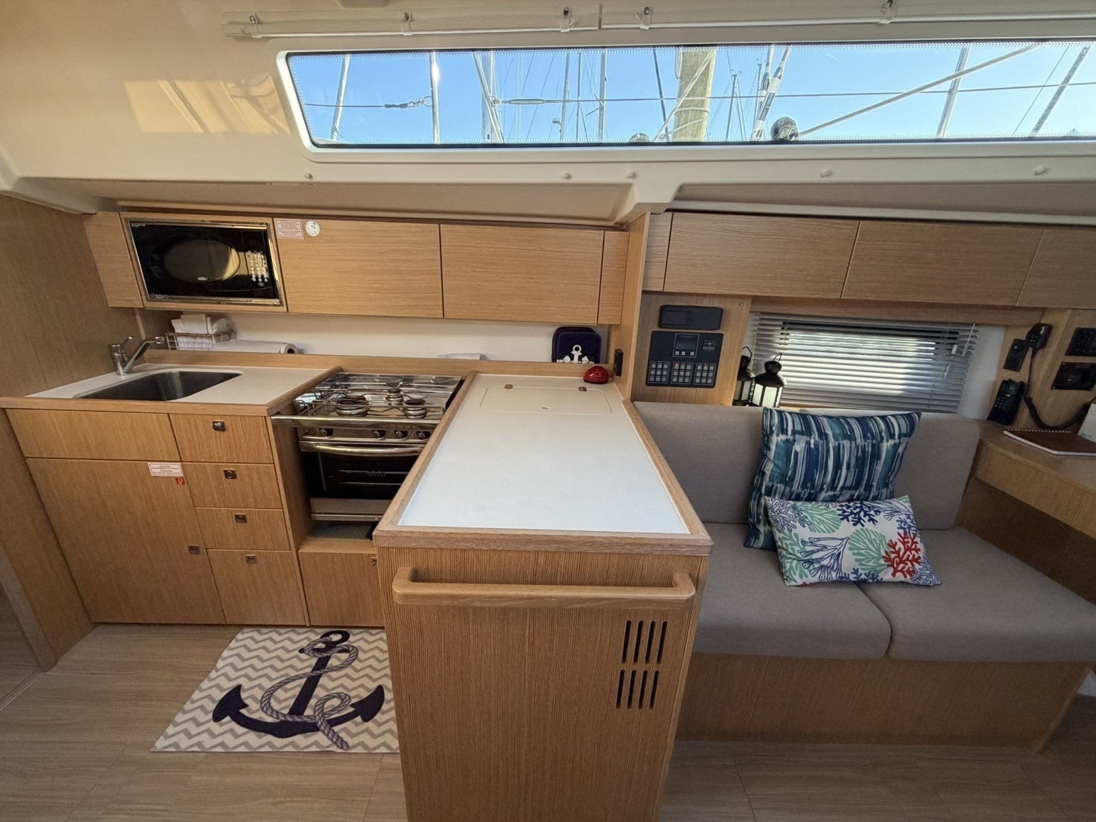 Wave Dancer 38ft Bavaria Yacht For Sale