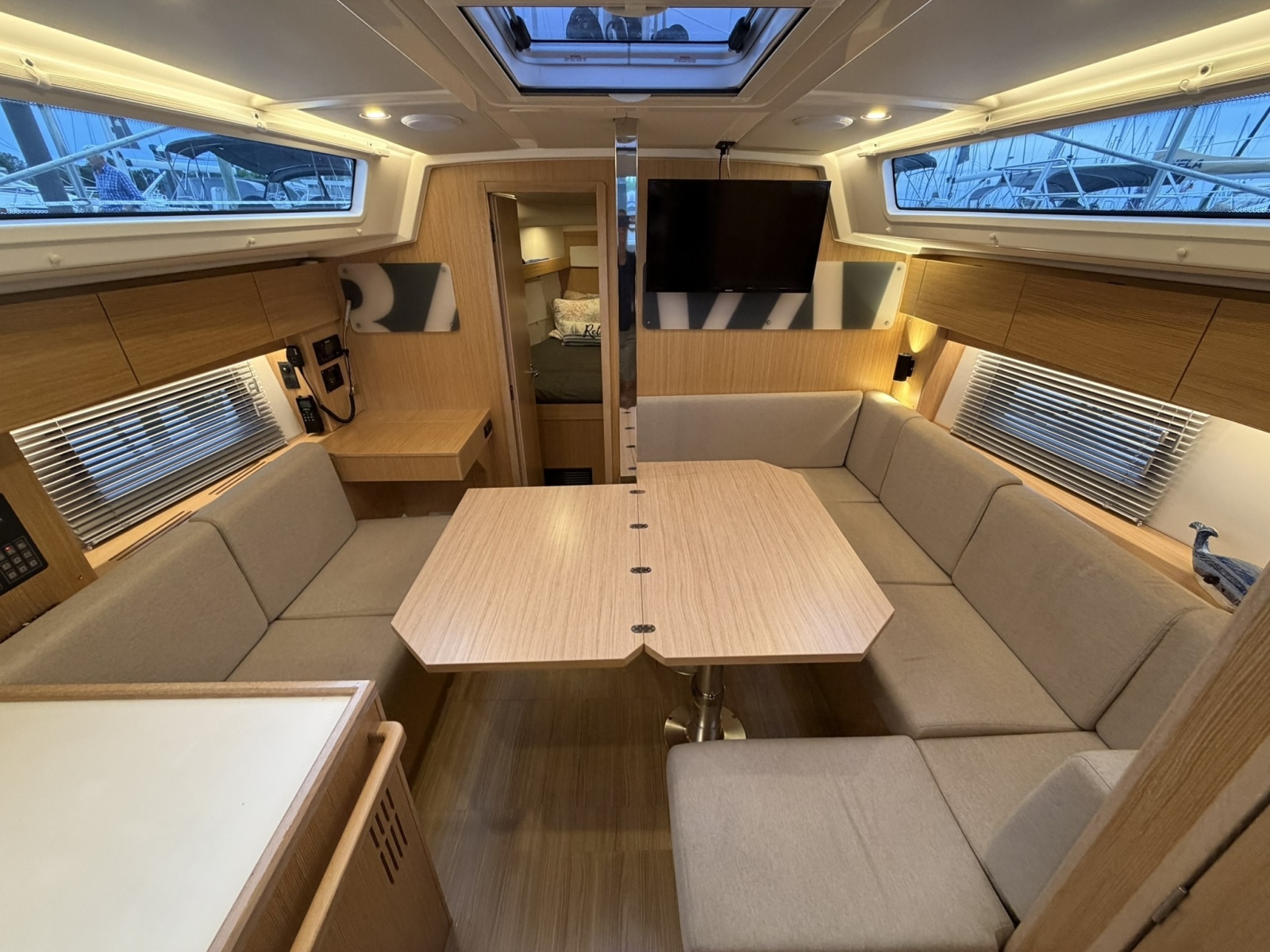 2022 Bavaria C38